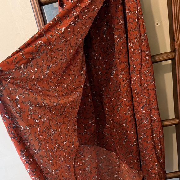 Roolee Terracotta Floral Midi Dress - Picture 4 of 6